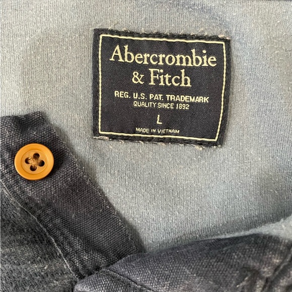 Abercrombie & Fitch Men’s Henley Size L - Picture 3 of 3